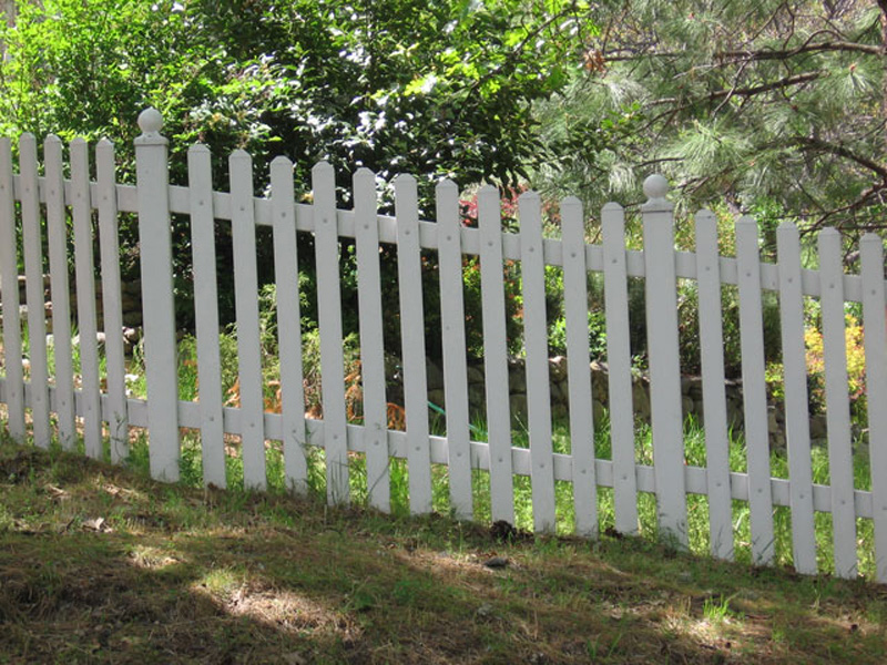 Picket Fencing - Quality Fence Company