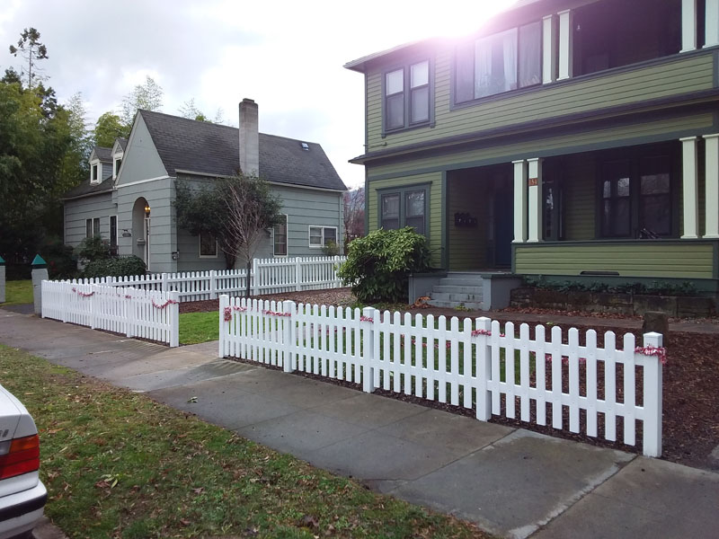 Picket Fencing - Quality Fence Company